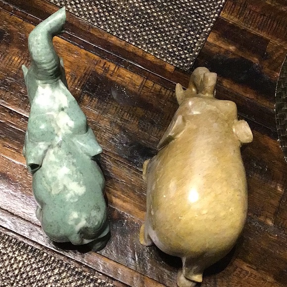 Collectible Elephants - Picture 5 of 7